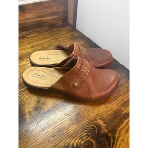 Clarks Brown Mules Size 8.5 Wide